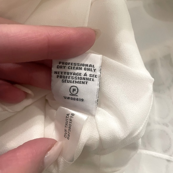 Diane Von Furstenberg Tavita Cosmic Lace Peplum Top - Picture 7 of 8